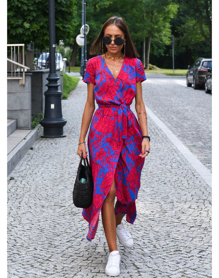 Julieta – Vestido fluido con mangas suaves y detalles románticos