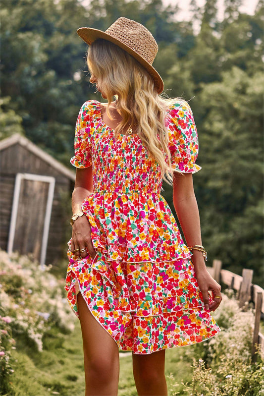 Violeta – Mini vestido floral de mangas elegantes