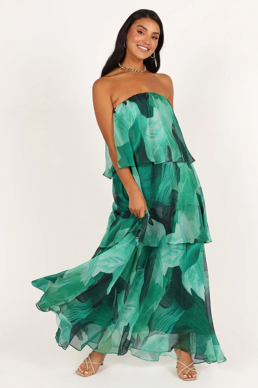 Julieta – Vestido largo strapless con capas