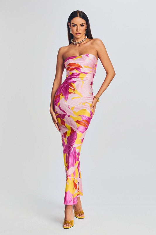 Gianna – Maxi Vestido Strapless de Silueta Minimalista